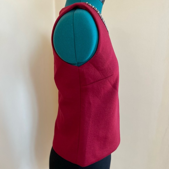 Cynthia Rowley Jeweled Maroon sleeveless Sweater top - Picture 4 of 6